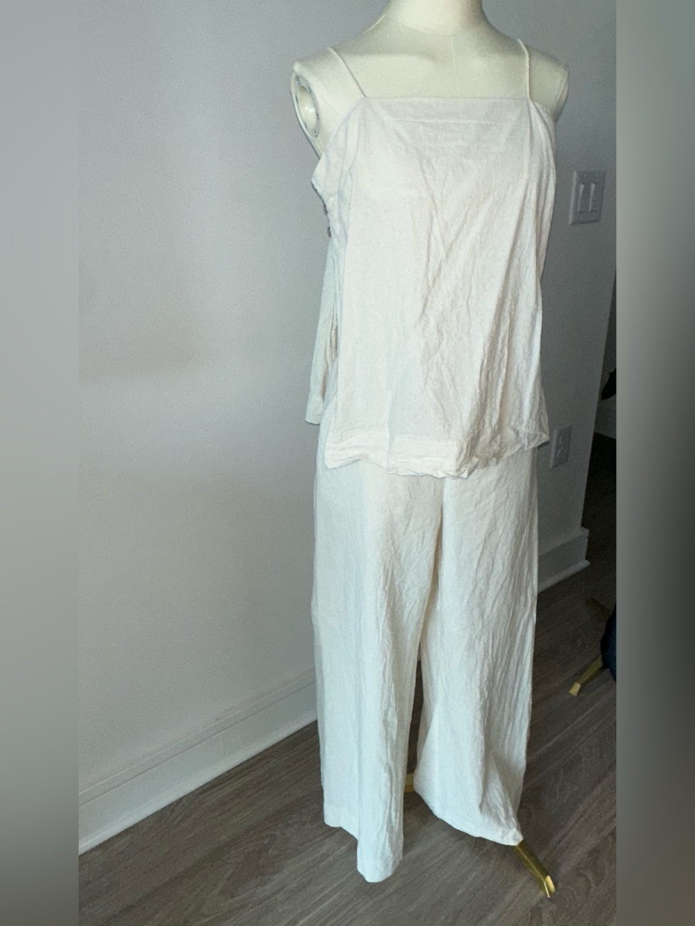 HYFVE Cream Linen-Texture Tank Top